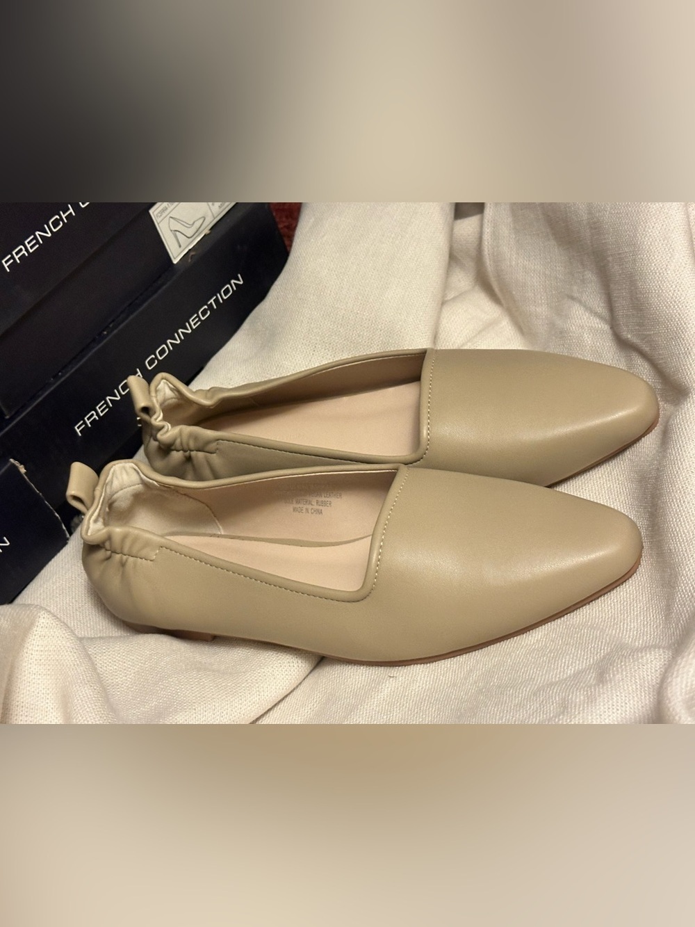 Emee Rouched Back Ballet Flats - Picture 3 of 6